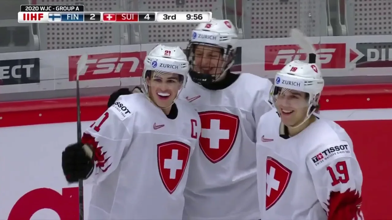 Victoire maîtrisée du Genève-Servette HC face au SC Berne lors du 95e anniversaire des Ours